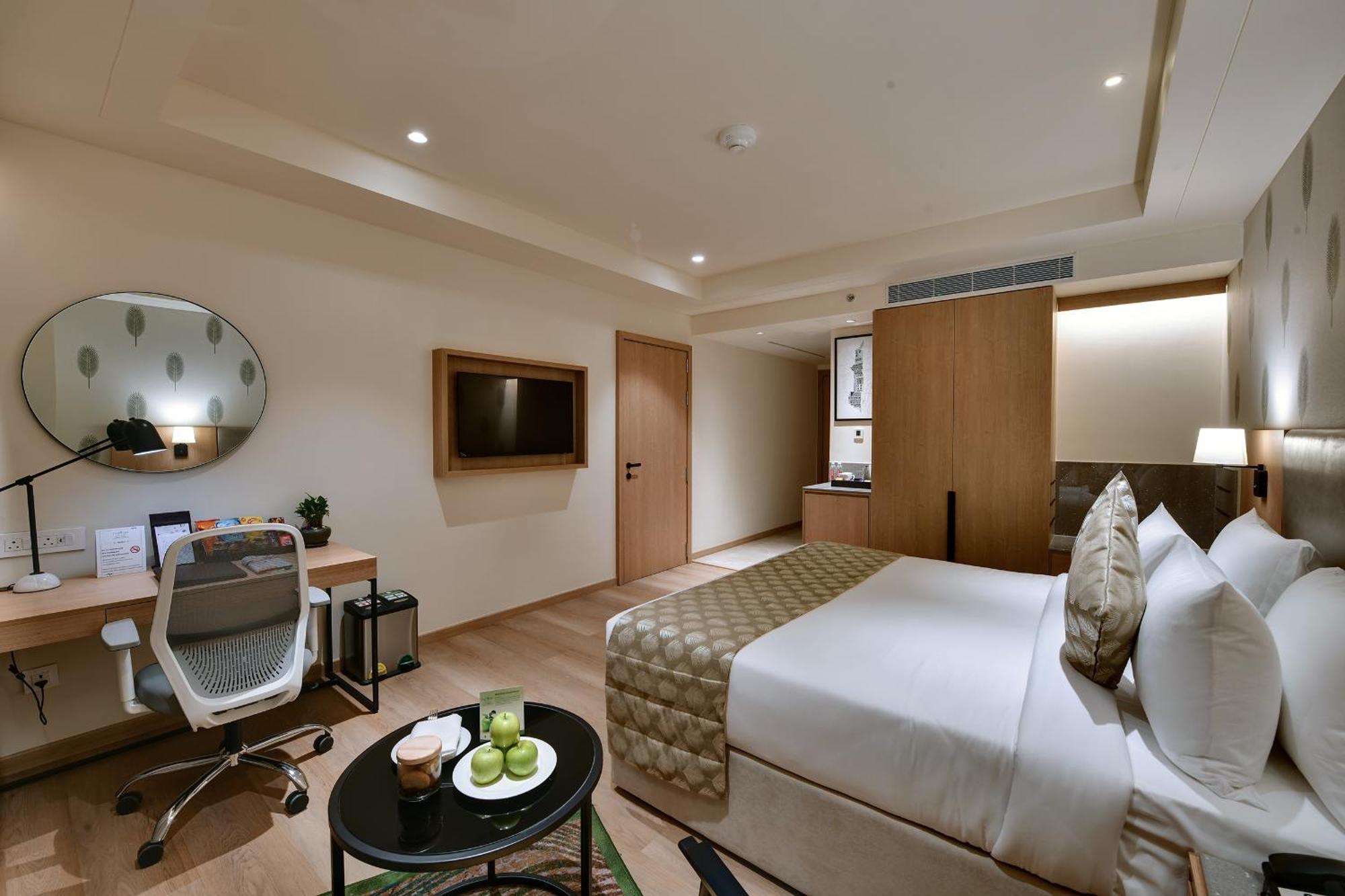 The Fern Residency, Gandhinagar Hotel Eksteriør billede